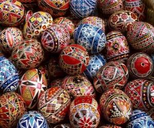 Puzzle Σωρός του Πάσχα αυγά με γεωμετρική διακόσμηση